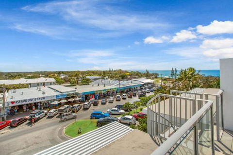 Unit 203 Plantation Rainbow Beach Plantation Resort Top Floor Aircon Free Wi Fi - Grafton Accommodation 5