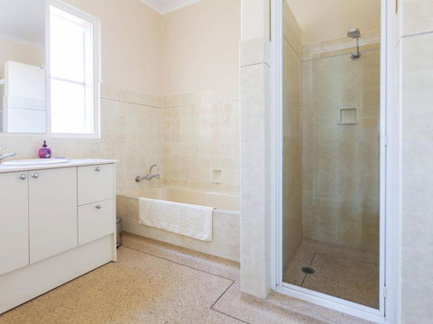 BEACH BELLE MORNINGTON - Grafton Accommodation 2