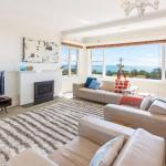BEACH BELLE MORNINGTON - Grafton Accommodation 0