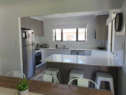 12 Cooloola Drive Family Home Close To Beach Pet Friendly - Grafton Accommodation 0