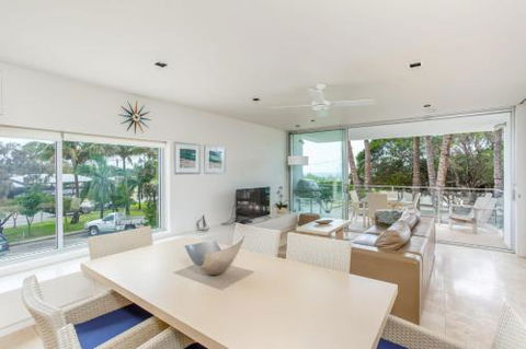 Unit 105 Plantation Rainbow Beach Plantation Resort Second Floor Aircon Pool Spa - Grafton Accommodation 5