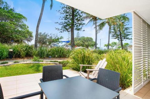 Unit 3 Plantation Rainbow Beach Air Conditioned Pool & Outdoor Spa Plantation Resort - Grafton Accommodation 1
