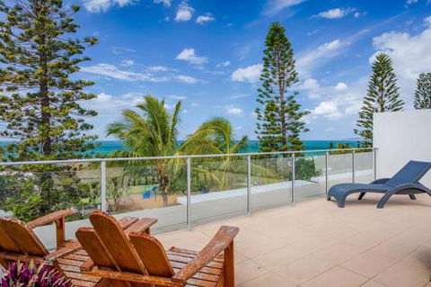 Unit 206 Plantation Rainbow Beach Incredible Views Top Floor Ocean Facing - Grafton Accommodation 0