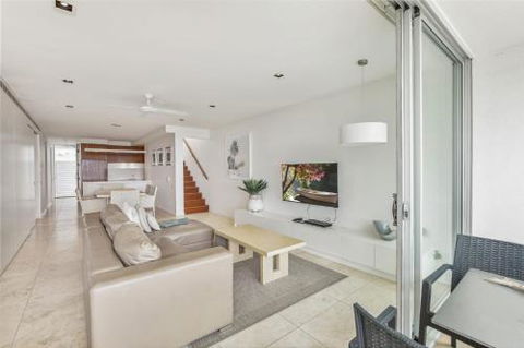 Unit 206 Plantation Rainbow Beach Incredible Views Top Floor Ocean Facing - Grafton Accommodation 1