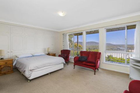 La Mer 19 Dulconghi Street - Grafton Accommodation 2