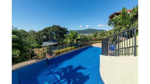 Ambience Of Airlie - Airlie Beach - Grafton Accommodation 3