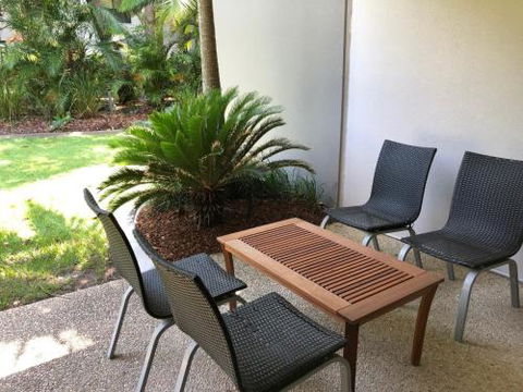 Baden 42 Rainbow Shores Ground Floor Unit Air Conditioned Overlooking Outdoor Spa - Grafton Accommodation 1