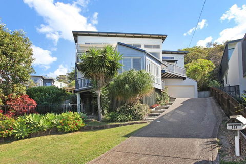 10 Barra Crescent Coolum Beach 500 BOND WIFI Walking Distance To Beach - Grafton Accommodation 6