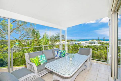Unit 6 Rainbow Sea Rainbow Beach Amazing Ocean Views Aircon Wi Fi Pool Walk To Beach - Grafton Accommodation 3