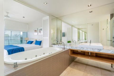 Unit 101 Plantation Resort Rainbow Beach Plantation Resort Second Floor Aircon Pool Spa - Grafton Accommodation 3