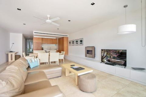 Unit 7 Plantation Resort Rainbow Beach Air Conditioned Pool & Outdoor Spa Plantation Resort - Grafton Accommodation 3