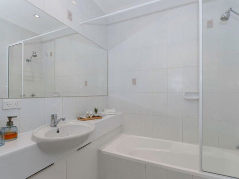 Allawah Palms Villa - Grafton Accommodation 2