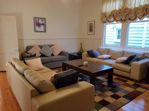 CARNBREA - Grafton Accommodation 3