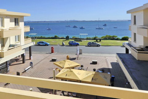 Bay Village Unit 10 Shoal Bay - Grafton Accommodation 6