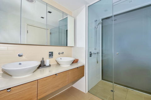 Darwin Waterfront Short Stay Apartments - Grafton Accommodation 6