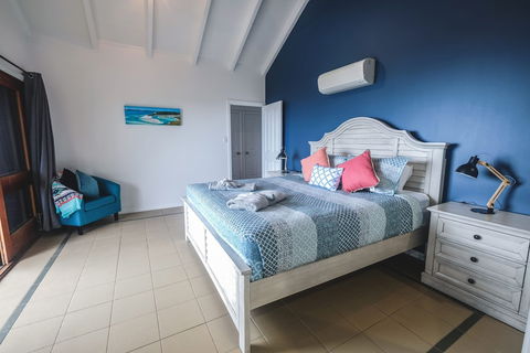 Absolute Airlie Airlie Beach - Grafton Accommodation 4