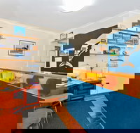 Dolphin Lodge - Grafton Accommodation