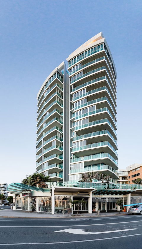Nirvana By The Sea - Grafton Accommodation 1