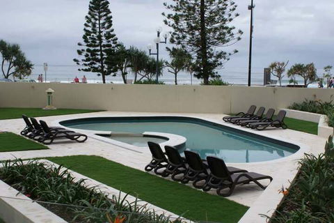 Zenith Ocean Front Apartments - Grafton Accommodation 4