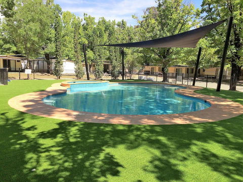 NRMA Bright Holiday Park - Grafton Accommodation 3