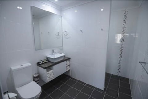 Aastro Dish Motor Inn - Grafton Accommodation 3