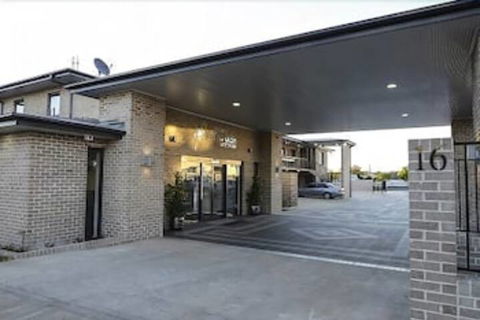 Aastro Dish Motor Inn - Grafton Accommodation 1