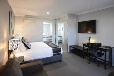 Aastro Dish Motor Inn - Grafton Accommodation 7