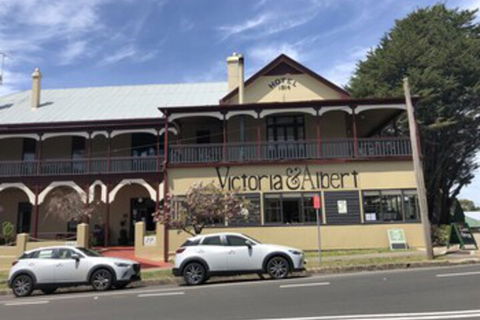 Victoria & Albert Guesthouse - Grafton Accommodation 0