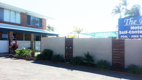 Rover Holiday Units - Grafton Accommodation 2