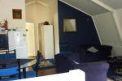 The Doo Drop Inn - Grafton Accommodation 0
