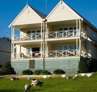 Lakeside Suites 1 - Grafton Accommodation
