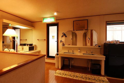 Honeybee Farm Country Cottages - Grafton Accommodation 2