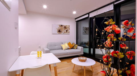 Astra Apartments Glen Waverley At Galleria - Grafton Accommodation 5
