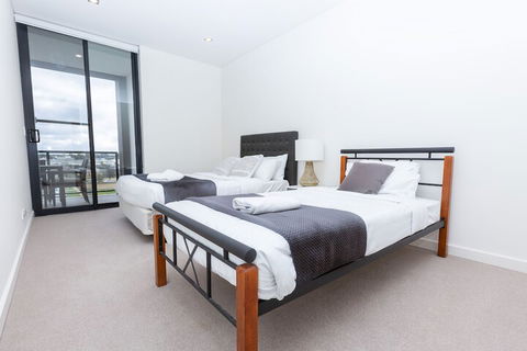Stylish Inner City Penthouse Apartment - Grafton Accommodation 3
