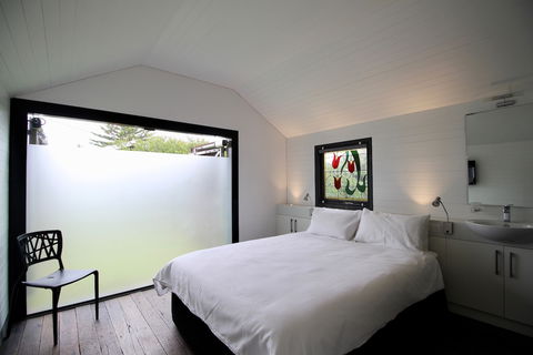 Boathouse Augusta - Grafton Accommodation 6
