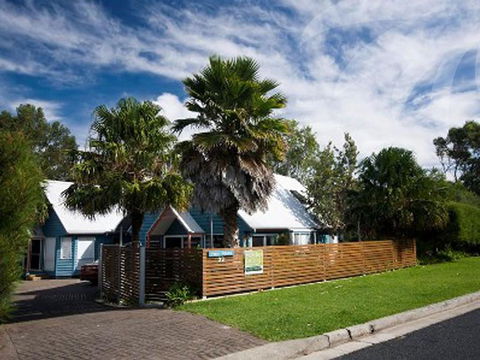 Affordable Twin Peaks 2 - Grafton Accommodation 5