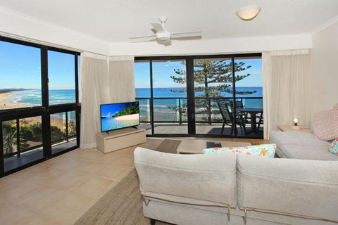 Unit 8 Phoenix Apartments 1736 David Low Way Coolum Beach LINEN INCLUDED 500 BOND - Grafton Accommodation 1