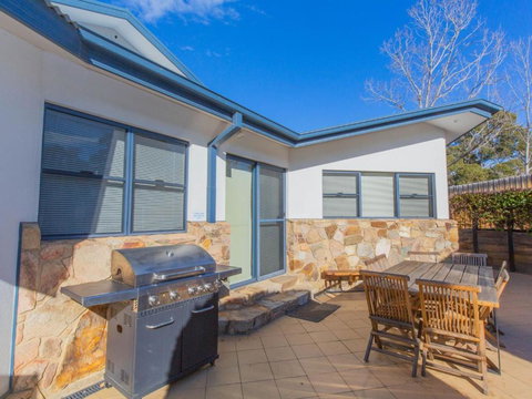 Banjos Way 1 / 23 Banjo Patterson Crescent - Grafton Accommodation 3