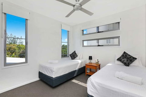 Northshor-Ultimate Beach House - Grafton Accommodation 4