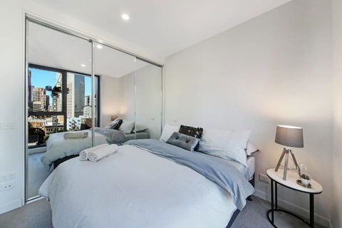 A Cozy & Stylish Suite Near Melbourne Central - Grafton Accommodation 5