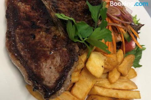 Woolpack Hotel Tumut - Grafton Accommodation 5