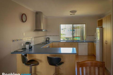 Endeavour 6 - Grafton Accommodation 1