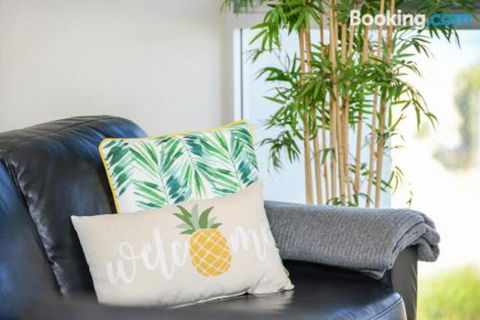 Bayline Beachfront Apartment No 4 - Grafton Accommodation 6