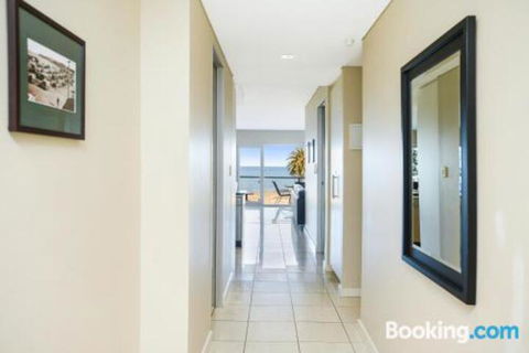 Bayline Beachfront Apartment No 4 - Grafton Accommodation 0