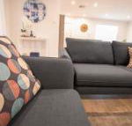 Contemporary Esprit with river reserve access - Grafton Accommodation