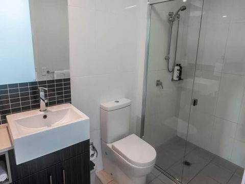 Airtrip Apartments On River Street - Grafton Accommodation 6