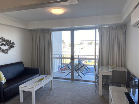Airtrip Apartments On River Street - Grafton Accommodation 4