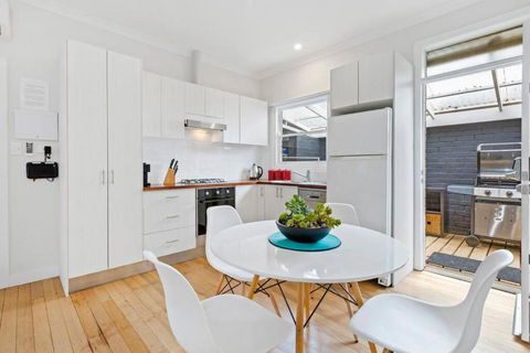 AMORE A Tranquil Retreat With Couples Spa - Grafton Accommodation 4