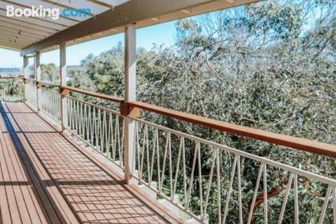 Banksia Beach House - Grafton Accommodation 3