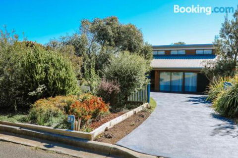 Banksia Beach House - Grafton Accommodation 5